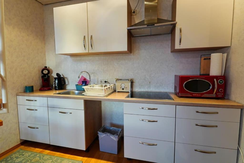 Grosse, Helle Wohnung Fuer Bis Zu 6 Personen Weinheim Ngoại thất bức ảnh