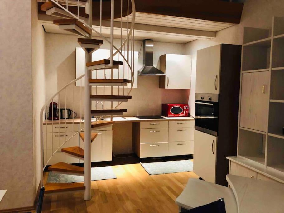 Grosse, Helle Wohnung Fuer Bis Zu 6 Personen Weinheim Ngoại thất bức ảnh