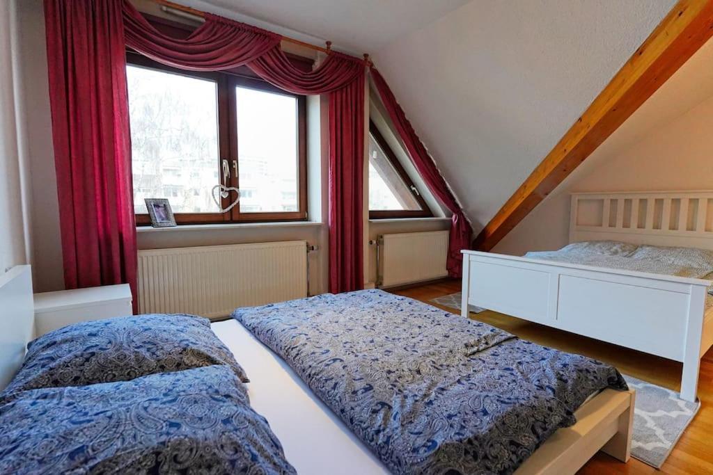 Grosse, Helle Wohnung Fuer Bis Zu 6 Personen Weinheim Ngoại thất bức ảnh